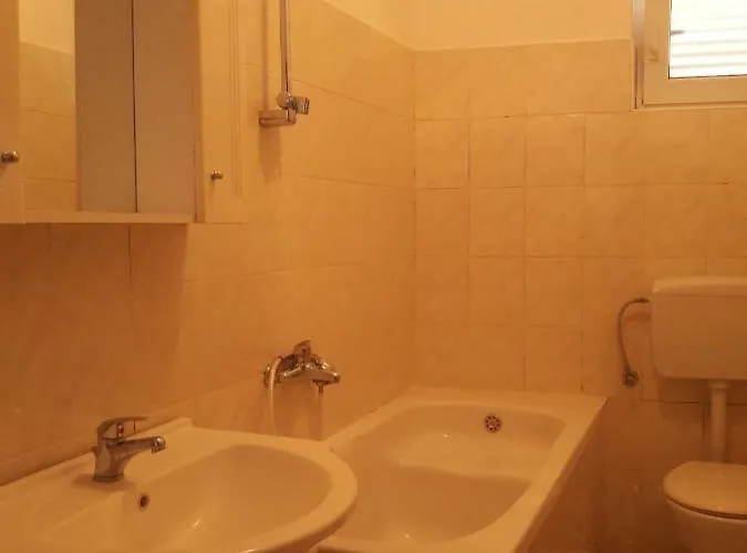 Ivan By The Apartman Tribunj (Sibenik-Knin)